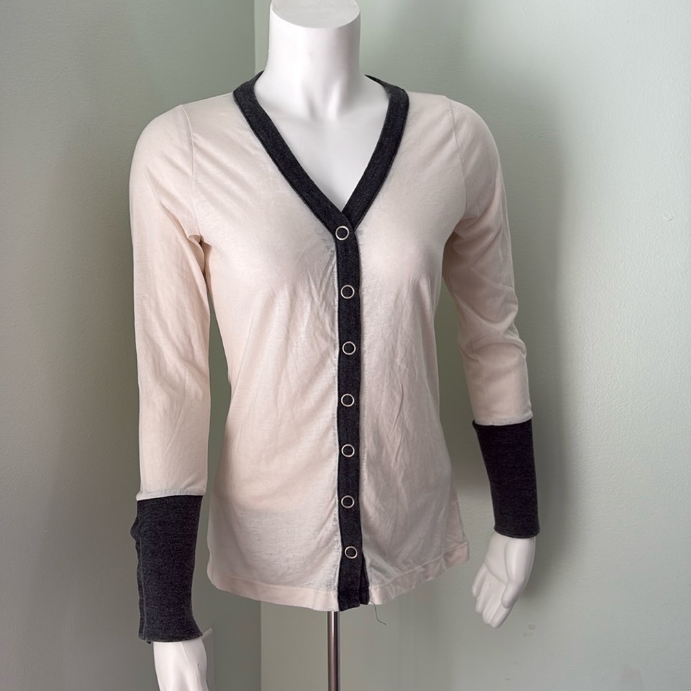 Chaser Cream Snap Front Tissue Cardigan Top size Small NEW